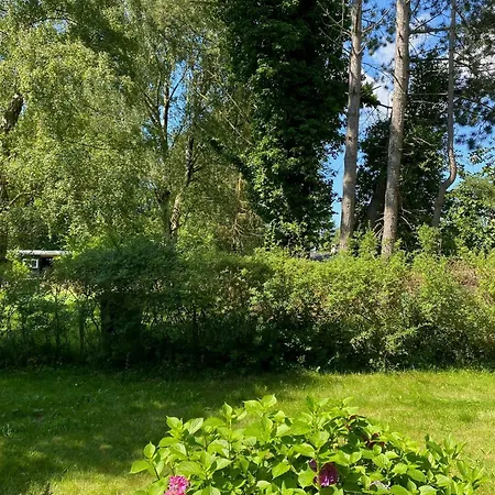 度假居 On Natural Plot Near Gudmindrup *