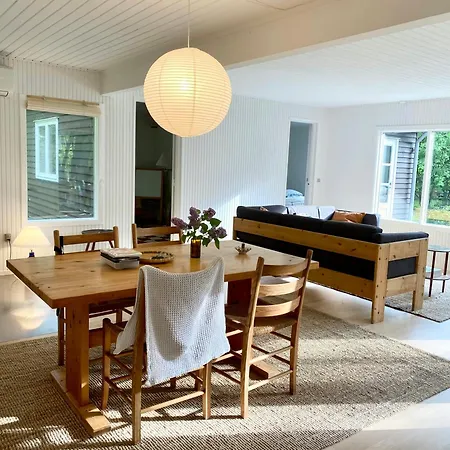 On Natural Plot Near Gudmindrup 펜션 *